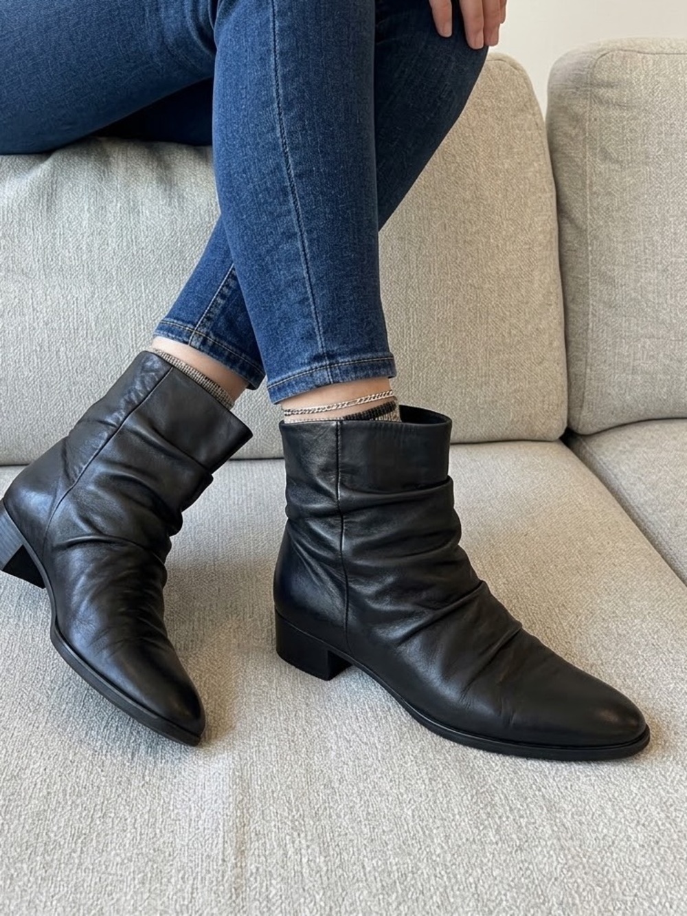 Munro Black Leather Slouchy Pull On Boots